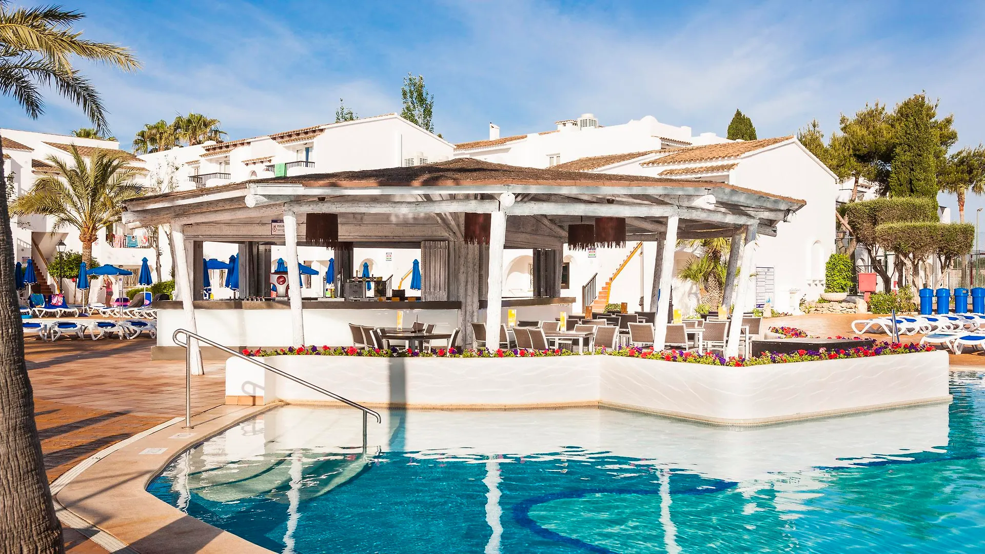 Aparthotel Globales Bouganvilla Sa Coma